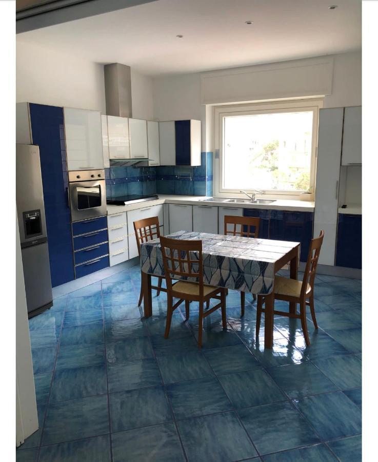 Blue Sea Salerno Ξενοδοχείο Εξωτερικό φωτογραφία