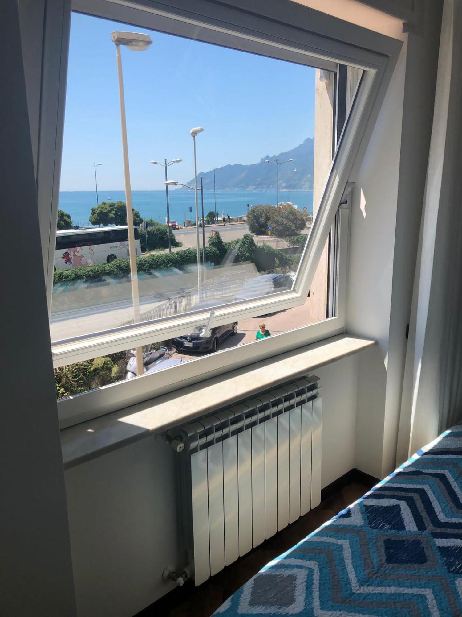 Blue Sea Salerno Ξενοδοχείο Εξωτερικό φωτογραφία